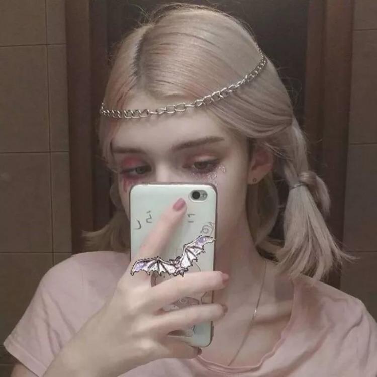 6686体育海外作者一地月光