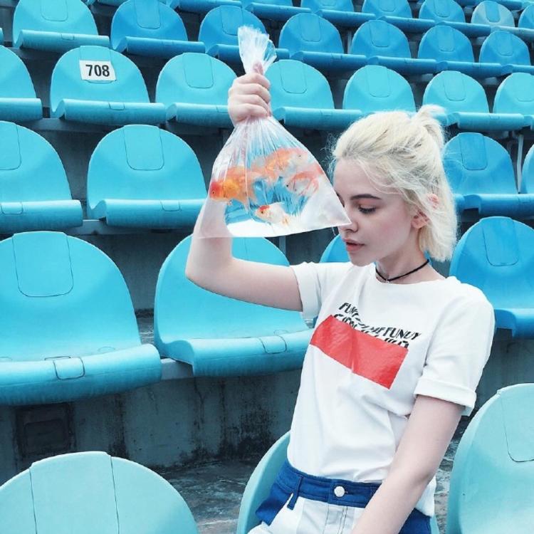 6686体育银牌作者十里红妆